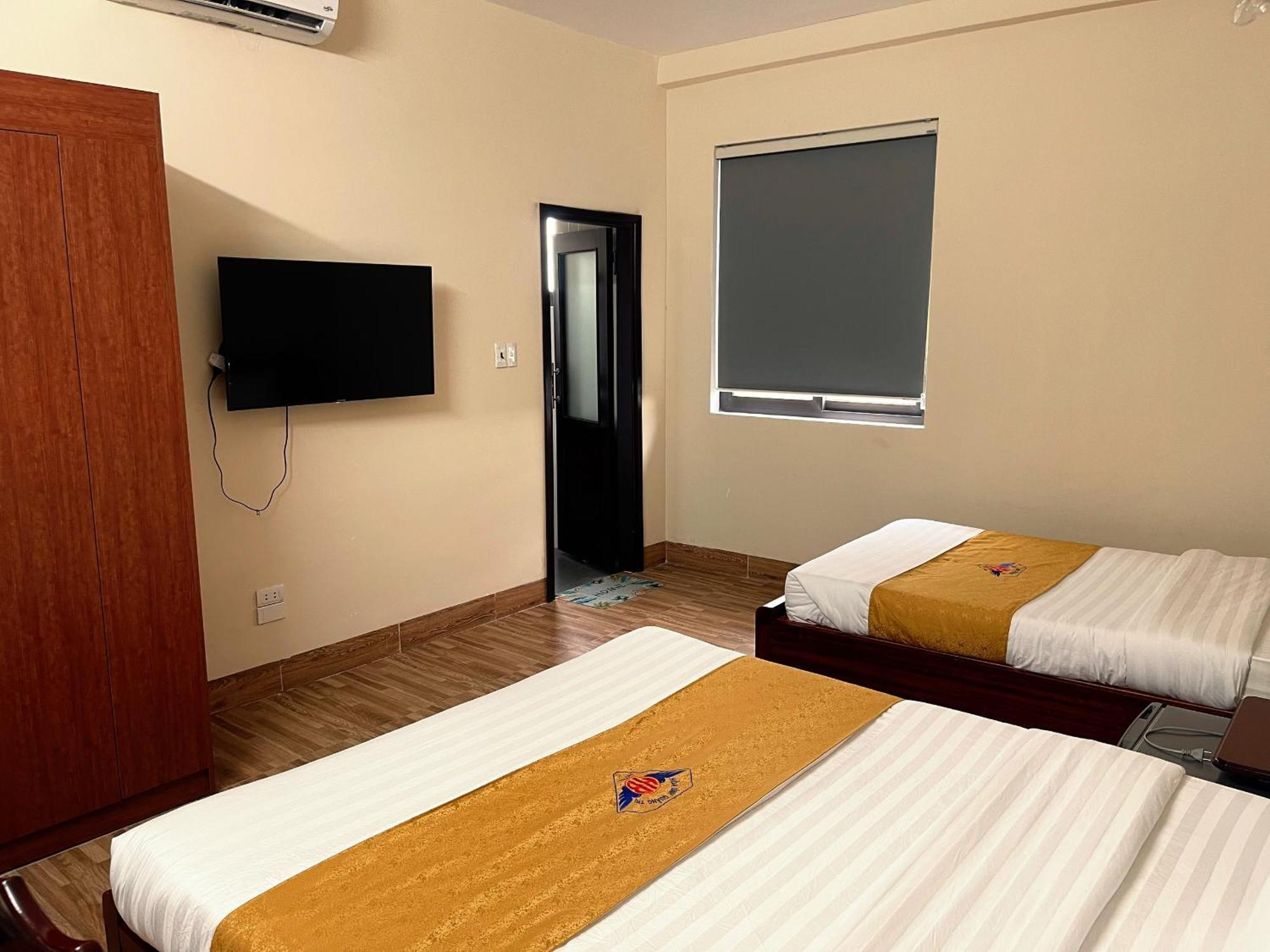 Khach San Hoa Binh Quang Tri Hotel Dong Ha Exterior photo